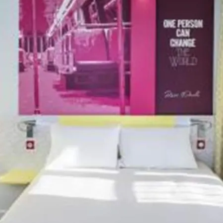 Ibis Styles Crimée La Hotel Parigi