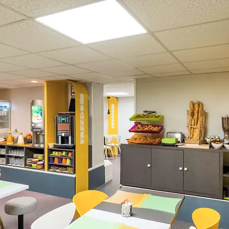 Ibis Styles Crimée La 3*