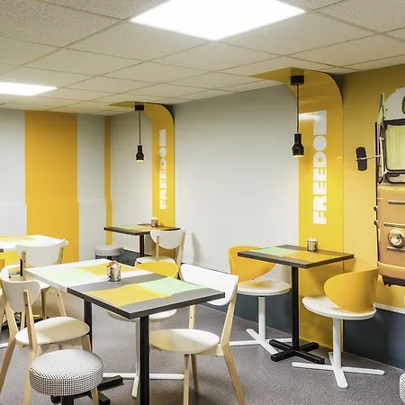 Hotel Ibis Styles Crimée La 3*