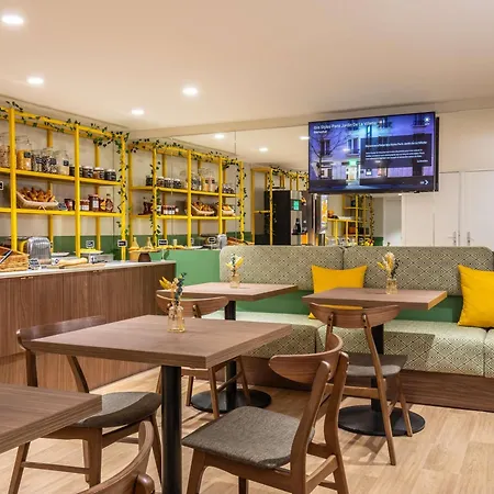 Hotel Ibis Styles Crimée La Parigi