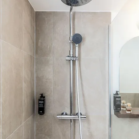 Ibis Styles Jardin De La - Renove En 2025 ホテル パリ