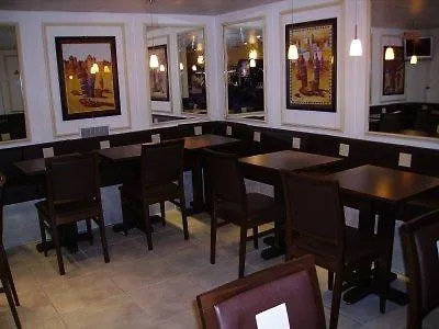 Ibis Styles Crimée La Parigi