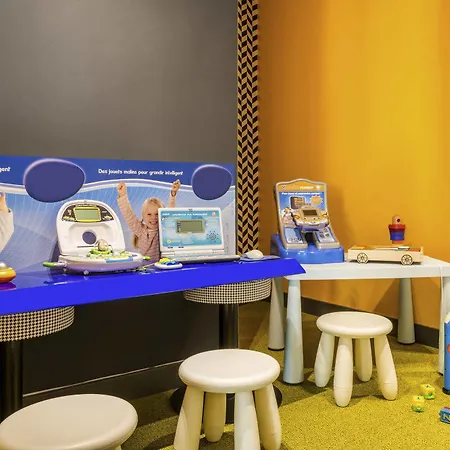 Ibis Styles Crimée La 3*