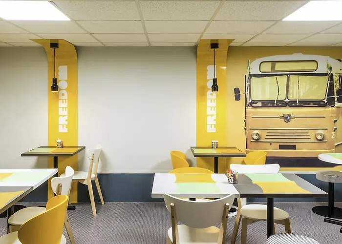 Hotel Ibis Styles Crimée La 3*