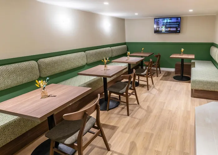 Hotel Ibis Styles Crimée La Parigi